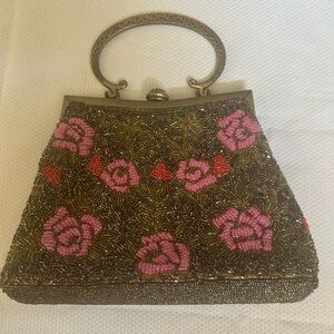 Vintage beaded 1920-1930 handbag.